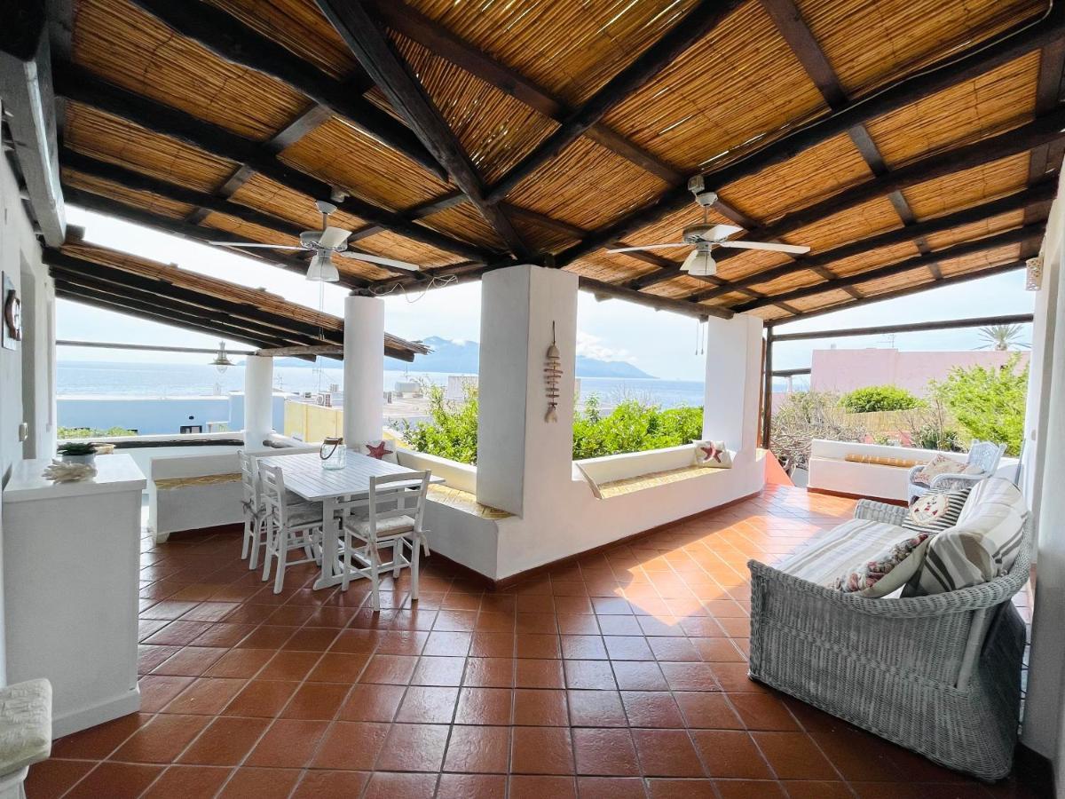 Villa Pomelia, Villa Nel Corso Di Santa Marina Salina A 50 Mt Dal Mare Dış mekan fotoğraf