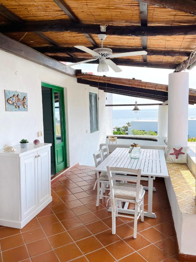 Villa Pomelia, Villa Nel Corso Di Santa Marina Salina A 50 Mt Dal Mare Dış mekan fotoğraf