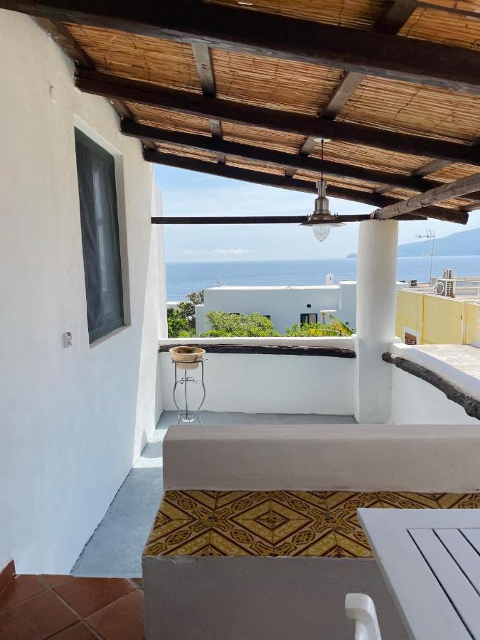 Villa Pomelia, Villa Nel Corso Di Santa Marina Salina A 50 Mt Dal Mare Dış mekan fotoğraf